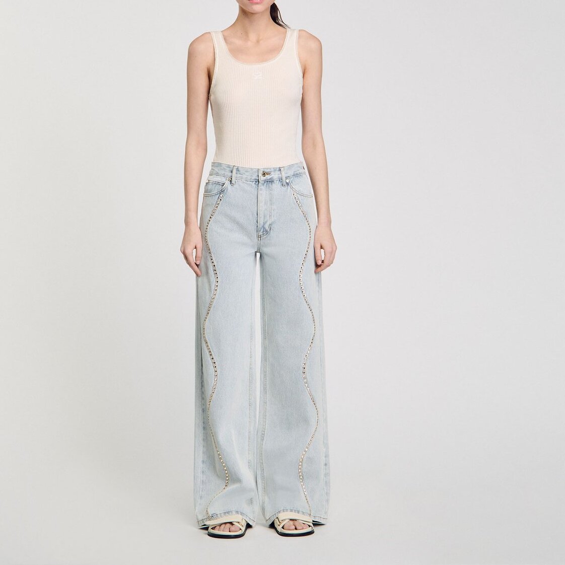 Photo produit Jean à bandes strassées numéro 1