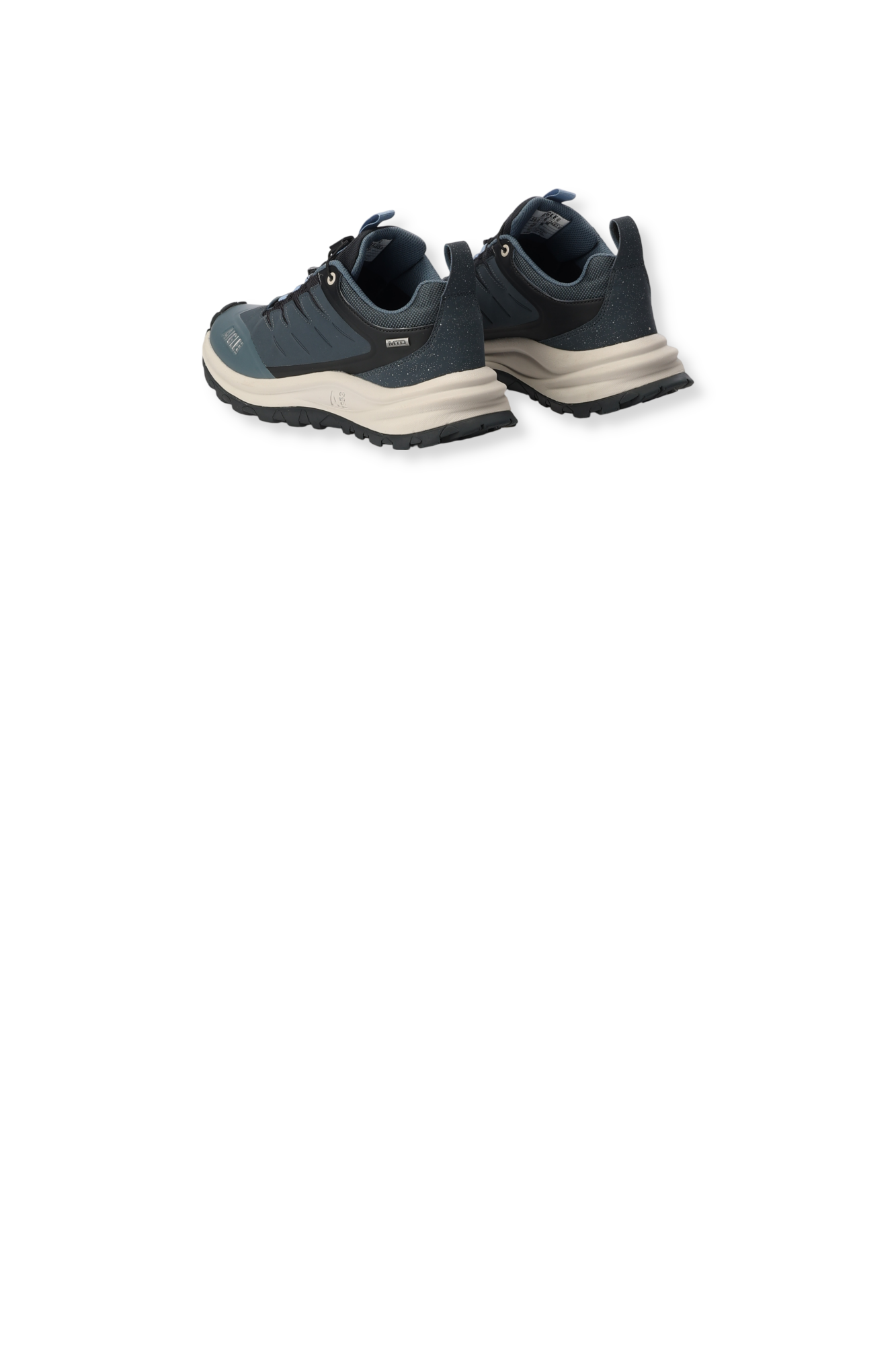 Nouvelle chaussure de trekking MTD en version basse Aigle seconde main photo 2