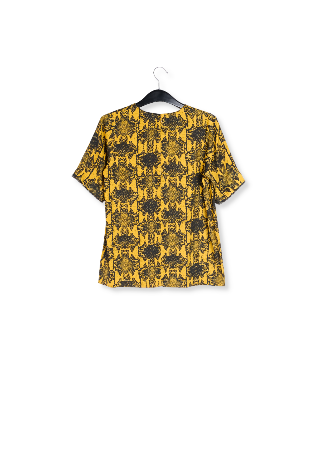 Kadmiumgele top met slangenprint en kralen op de mouwen RE—SSENTIEL tweedehands photo 2