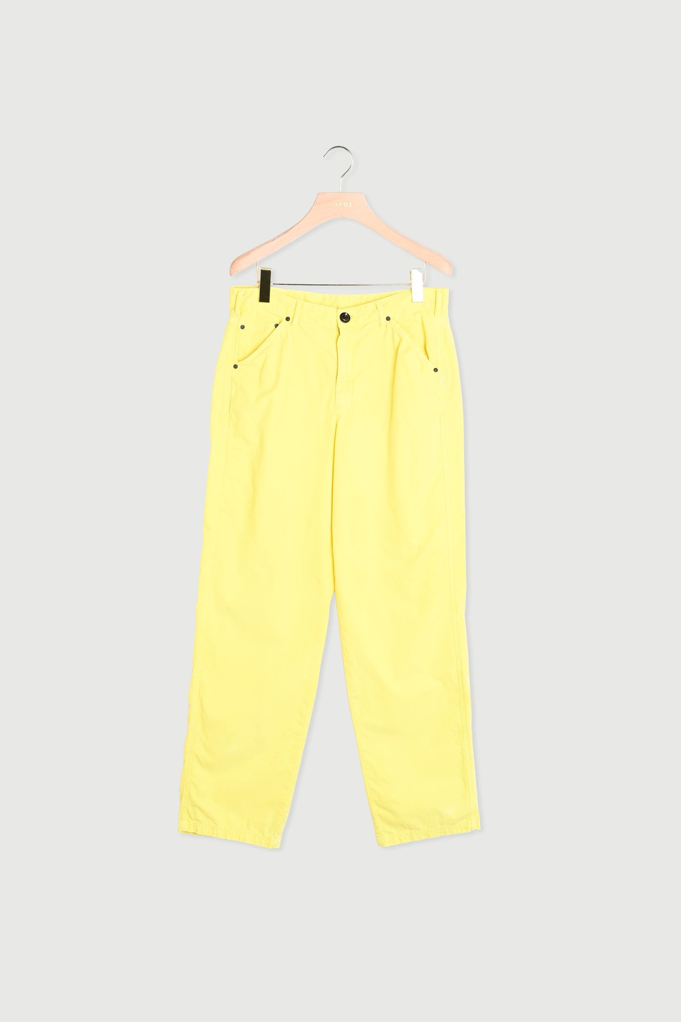JAUNE