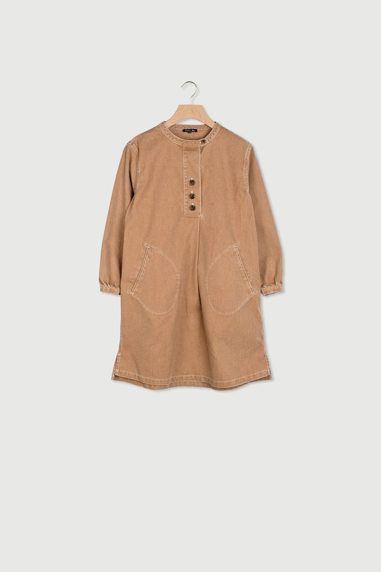 BEIGE ROSE