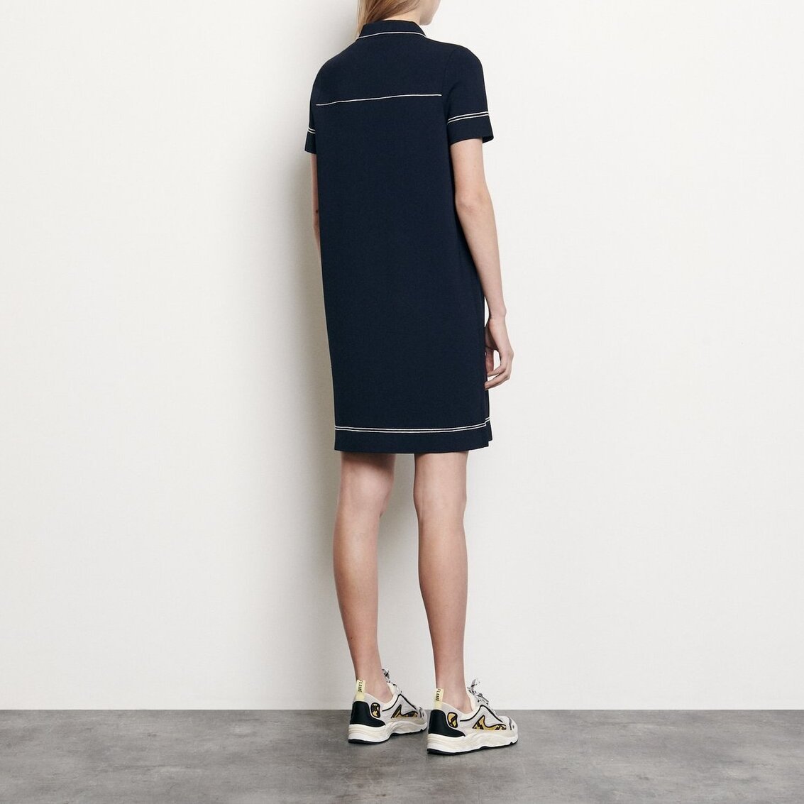 Robe en Maille à surpiqûres contrastées Sandro seconde main photo 3