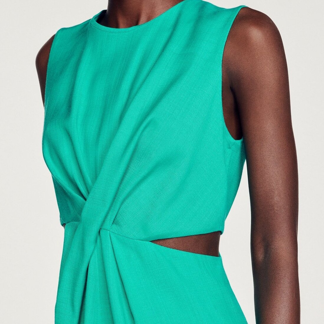 Short dress with cut-outs Sandro second-hand photo 4