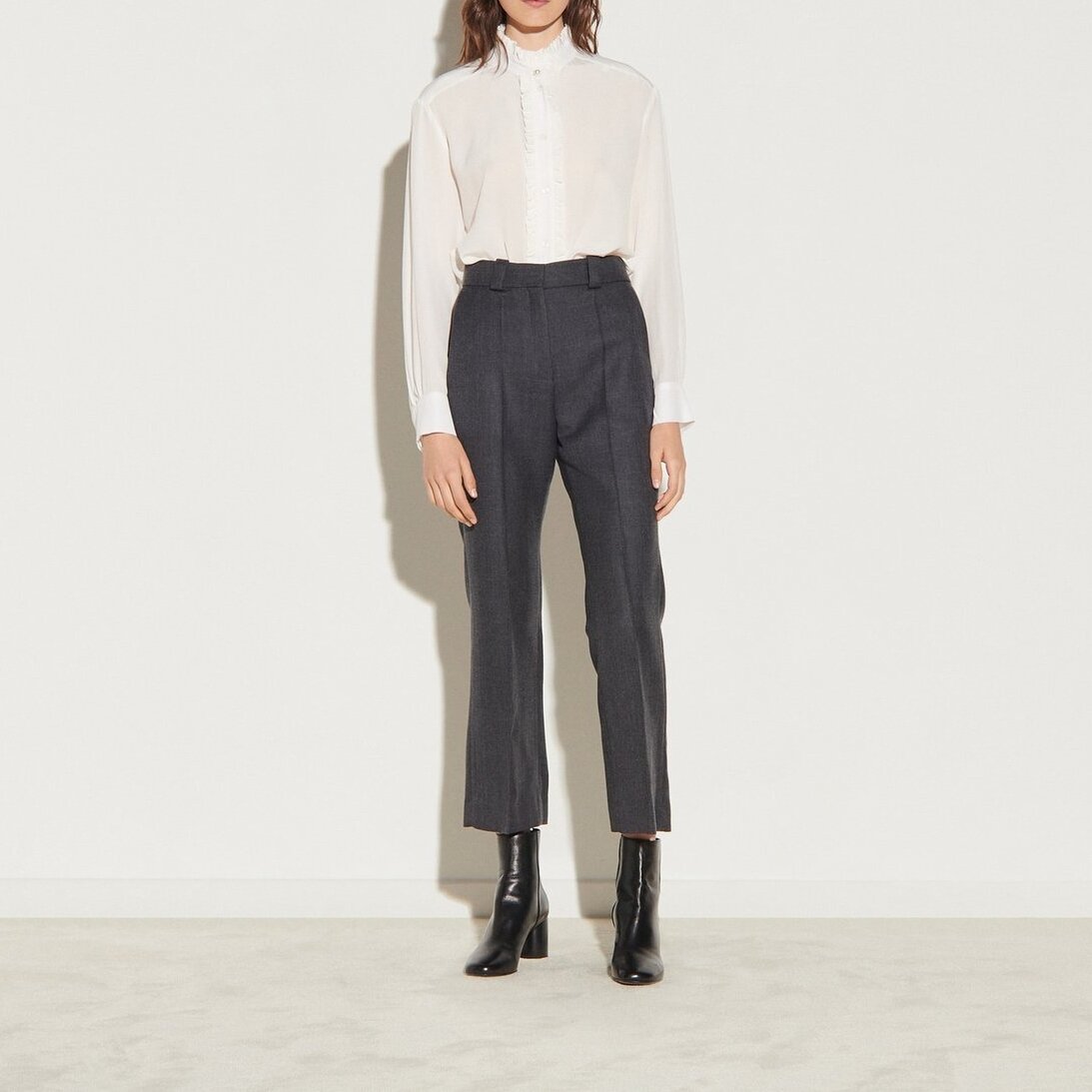 Pantalon coupe droite Sandro seconde main photo 4