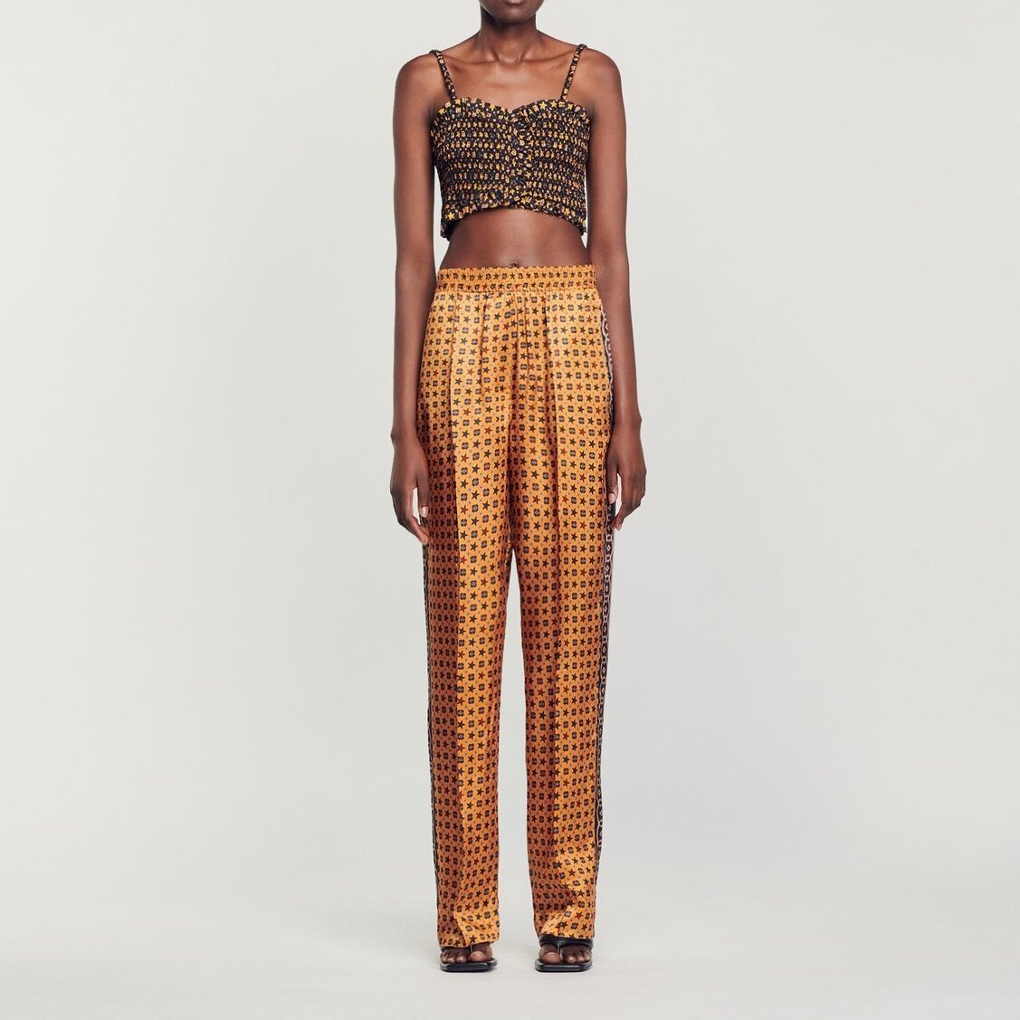 Pantalon satiné imprimé Sandro seconde main photo 3