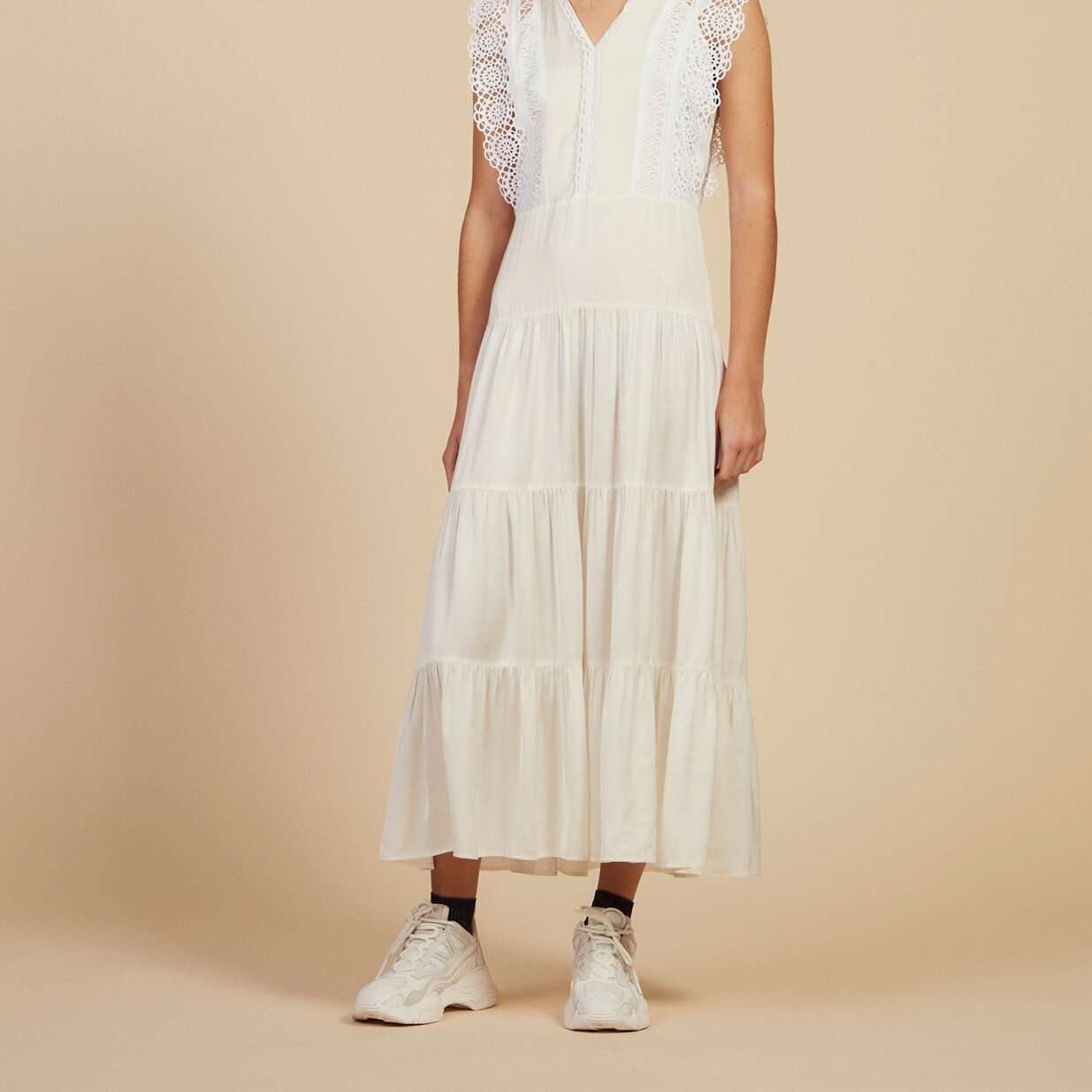 Midi dress decorated with lace trims Sandro second-hand photo 1