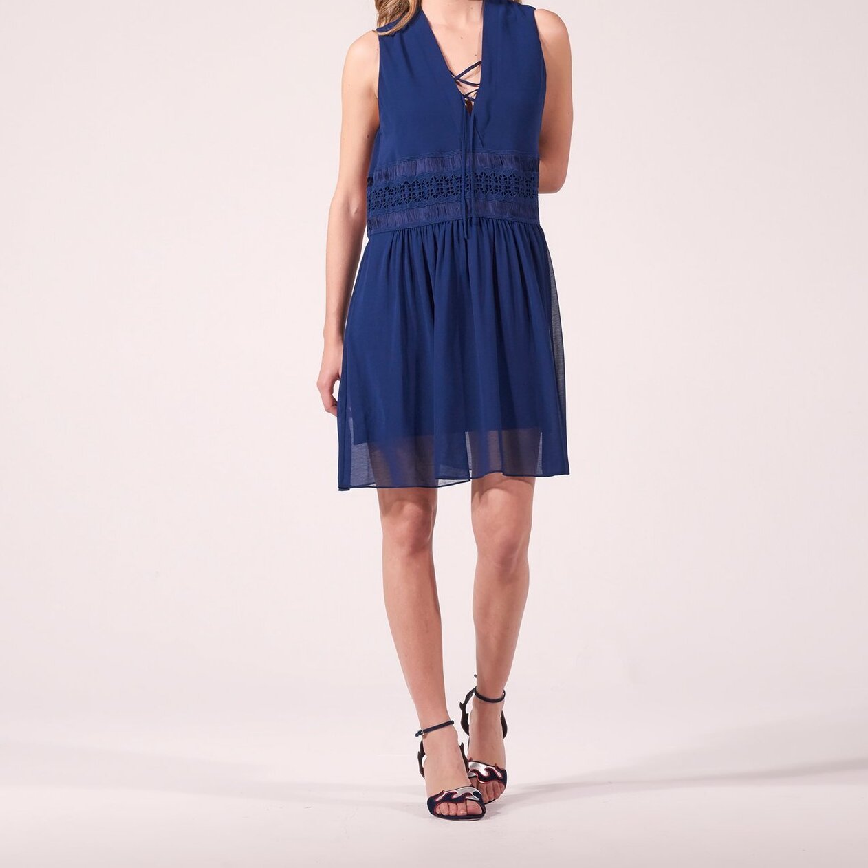 Floaty lace-up Dress with lace inset Sandro tweedehands photo 1