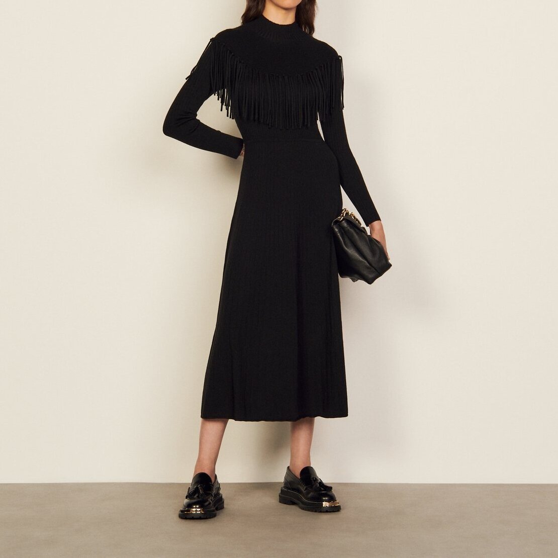Robe Noir Sandro seconde main photo 2