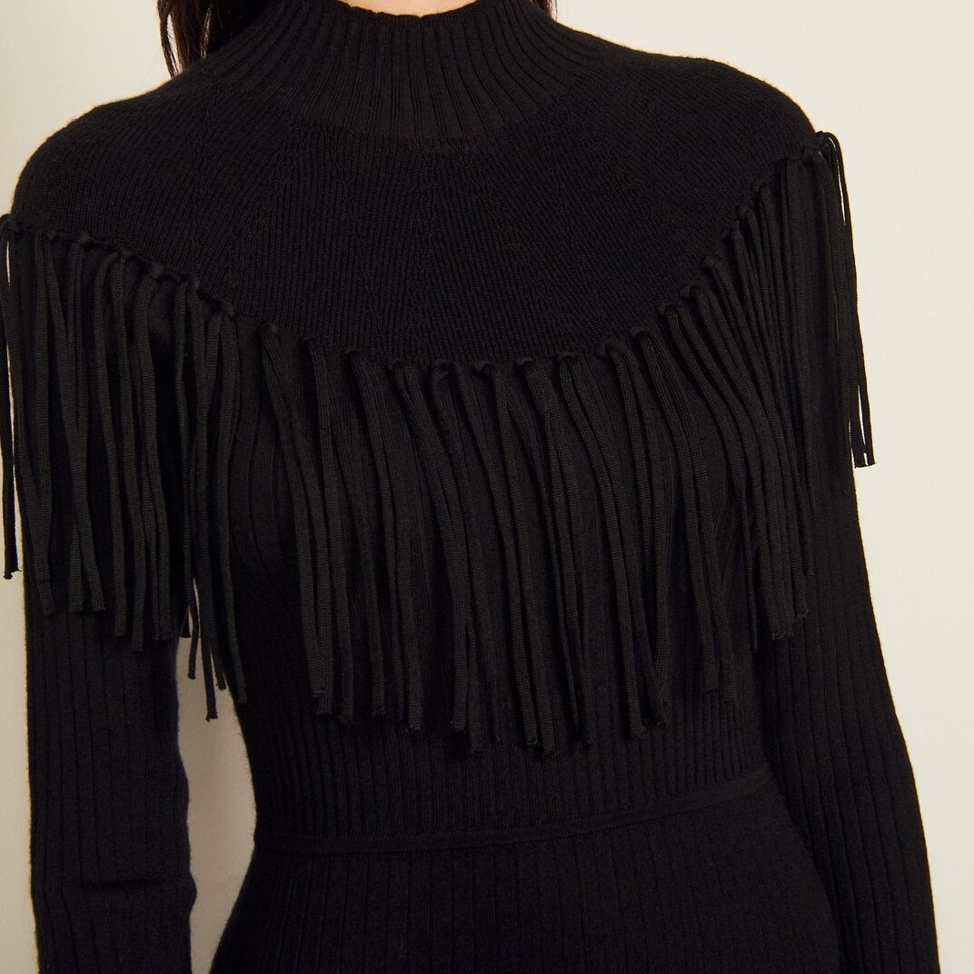 Robe Noir Sandro seconde main photo 4