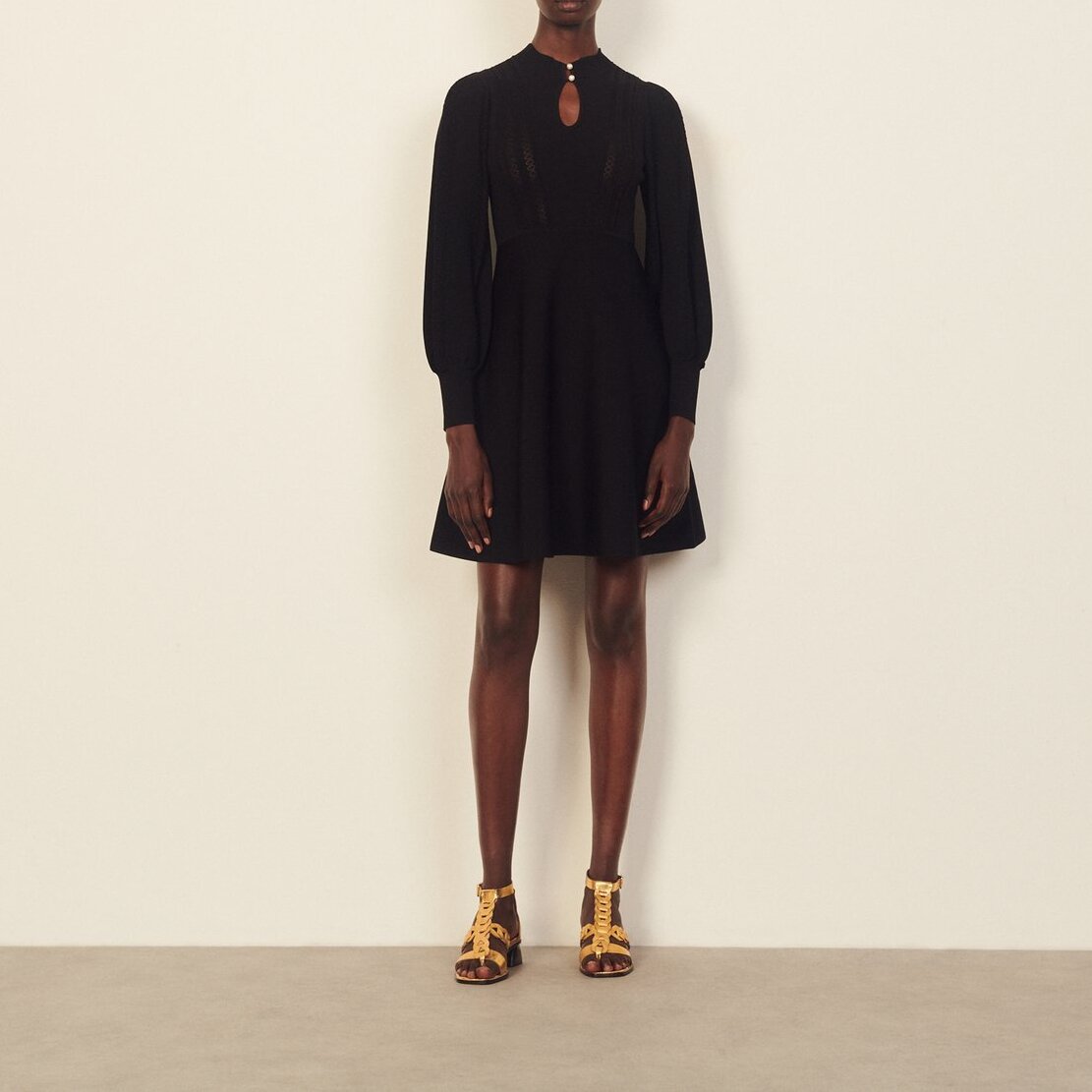 Robe Noir Sandro seconde main photo 6
