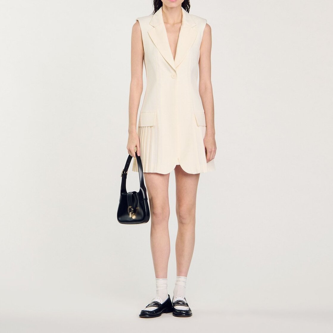 Robe courte tailleur plissée Sandro seconde main photo 2