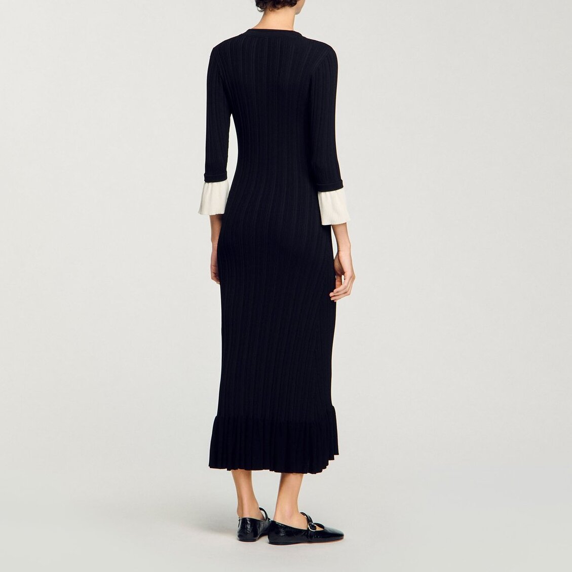 Robe longue en maille avec col V Sandro seconde main photo 3