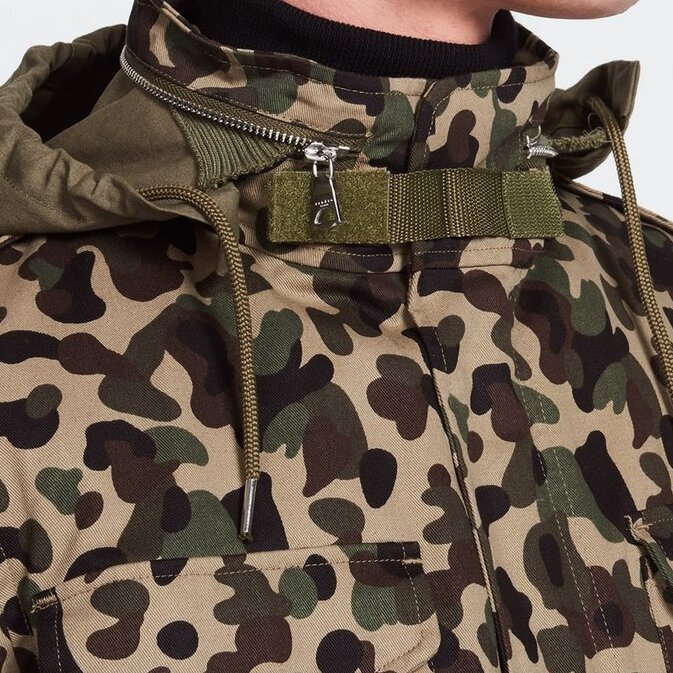 Safarijacke mit Camouflage Sandro Second-Hand photo 5