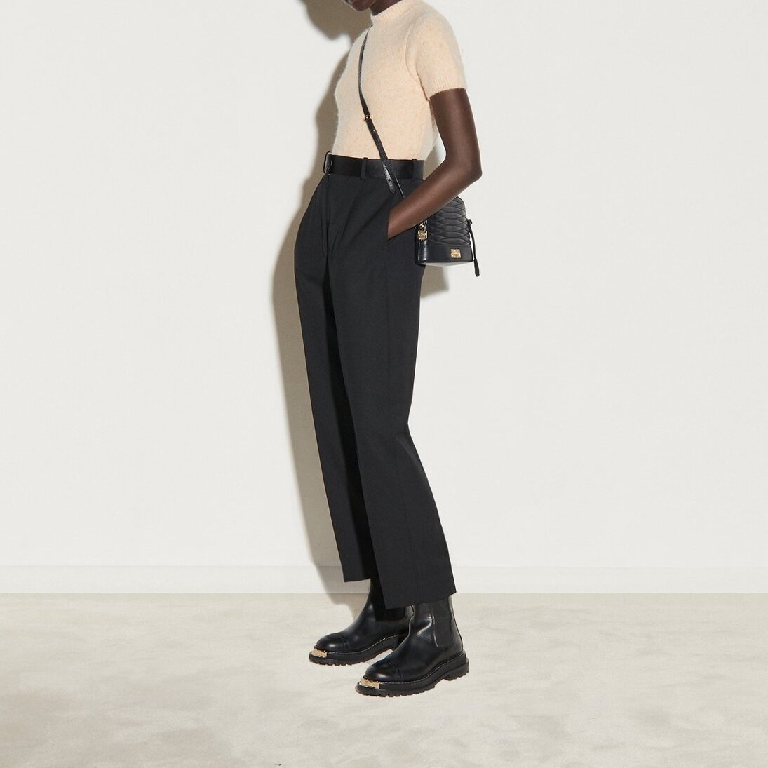 Gerade Hose aus zwei Materialien Sandro Second-Hand photo 1