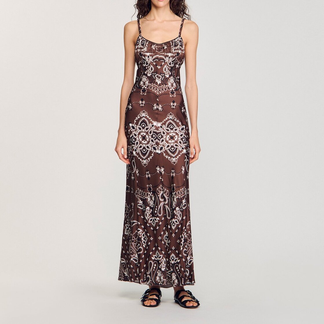 Produktfoto Langes Kleid mit Bandana-Muster Nummer 1