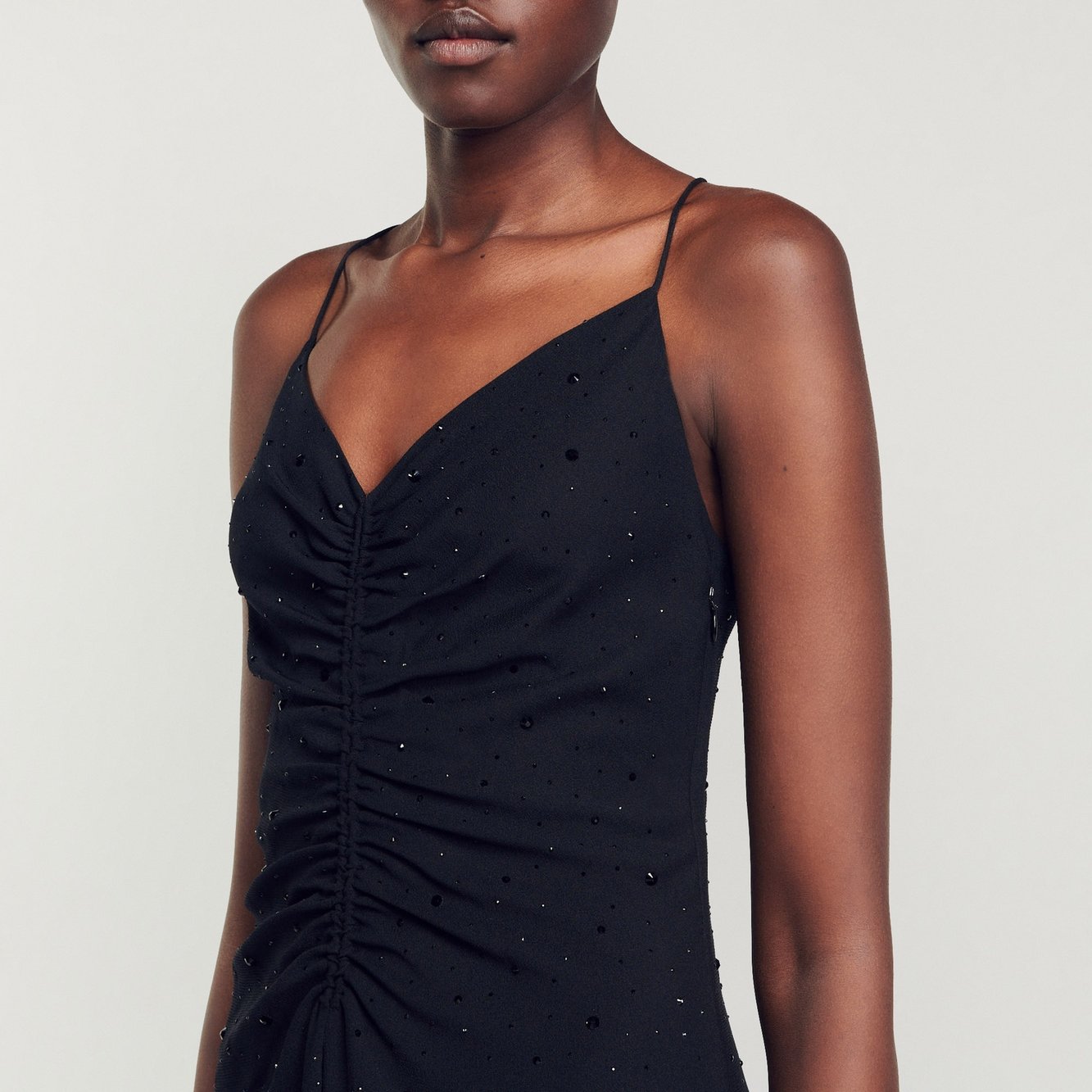 Robe à strass Sandro seconde main photo 2
