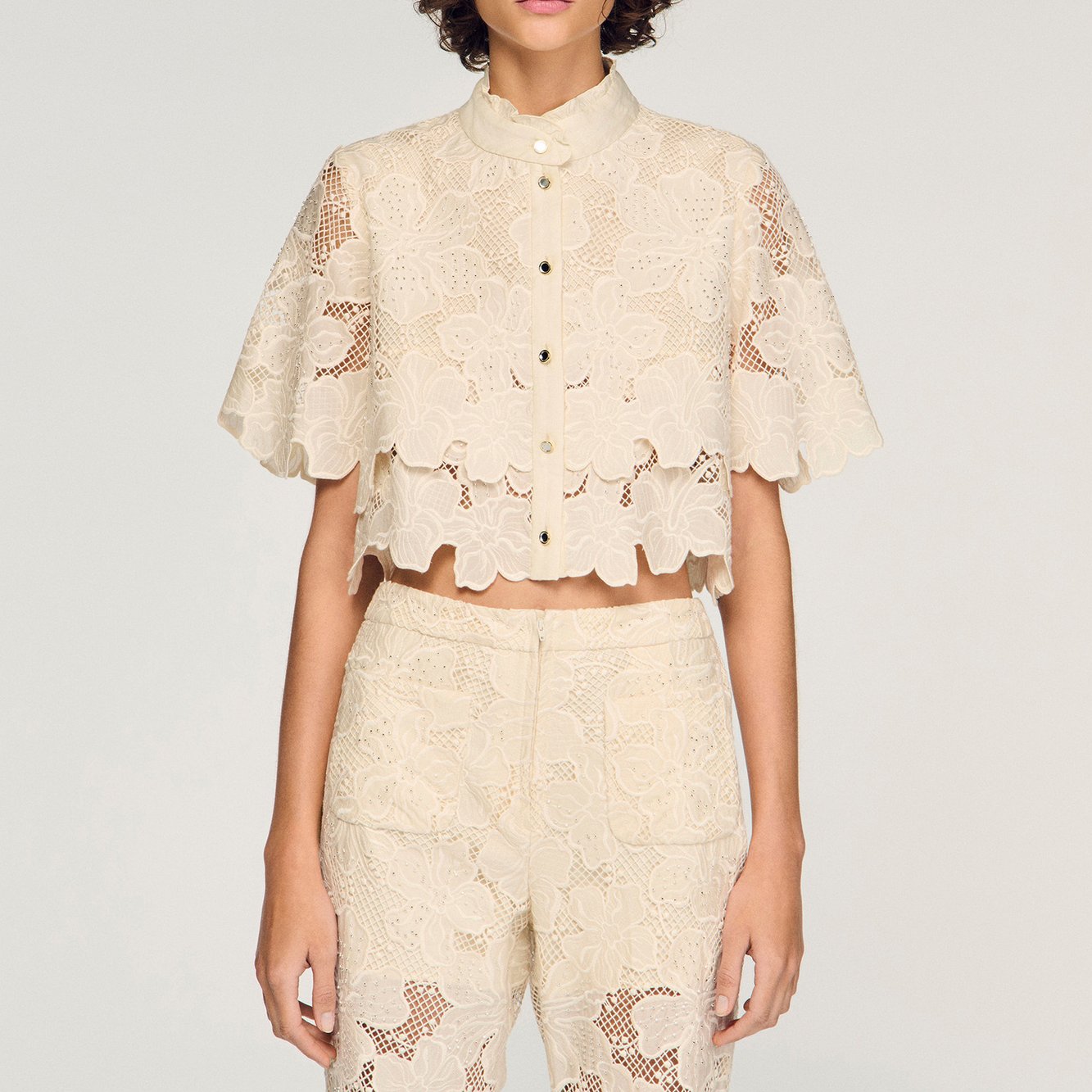 Chemise courte en guipure florale Sandro seconde main photo 6