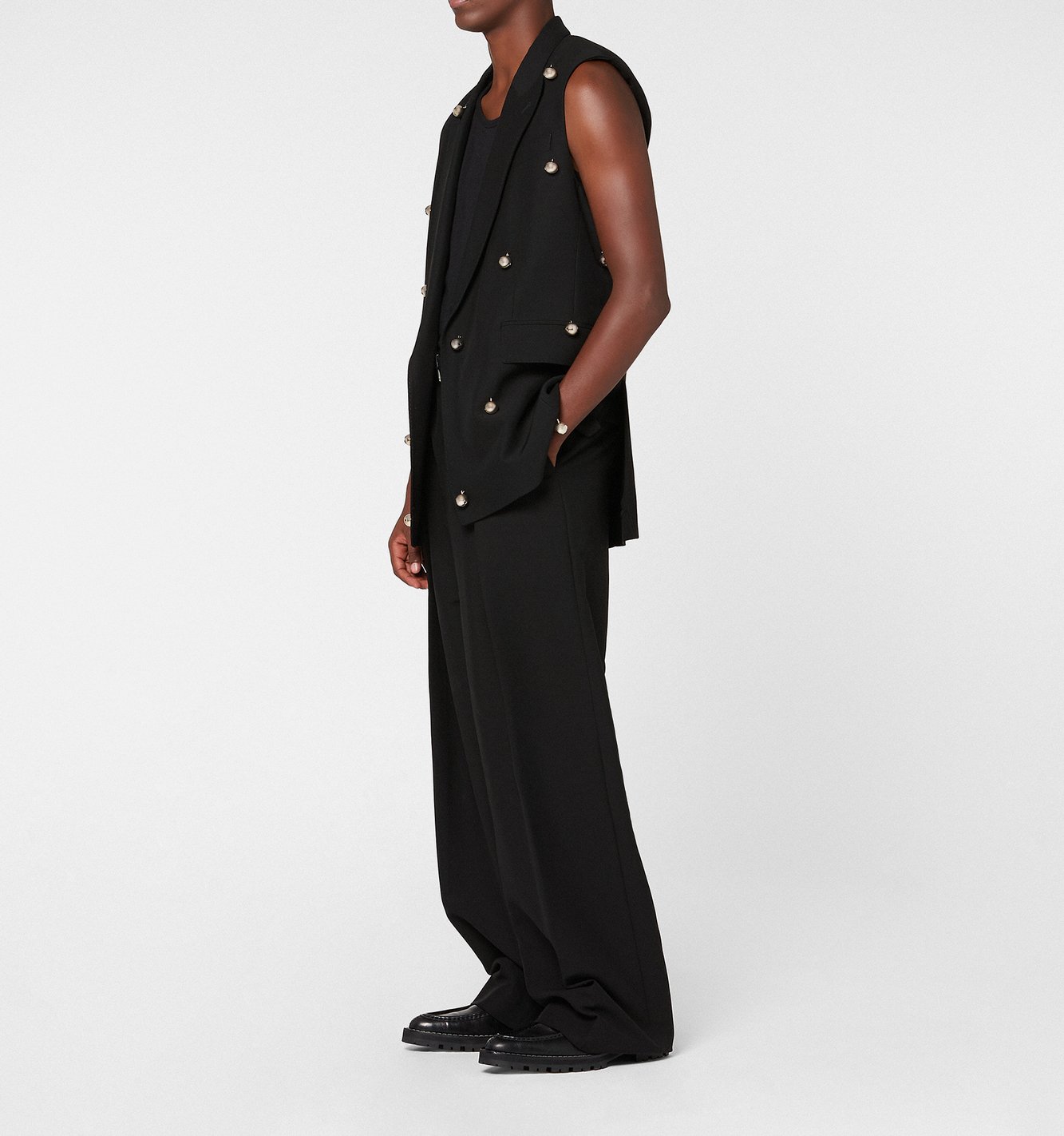 Sleeveless long jacket with bells Ami second-hand photo 4