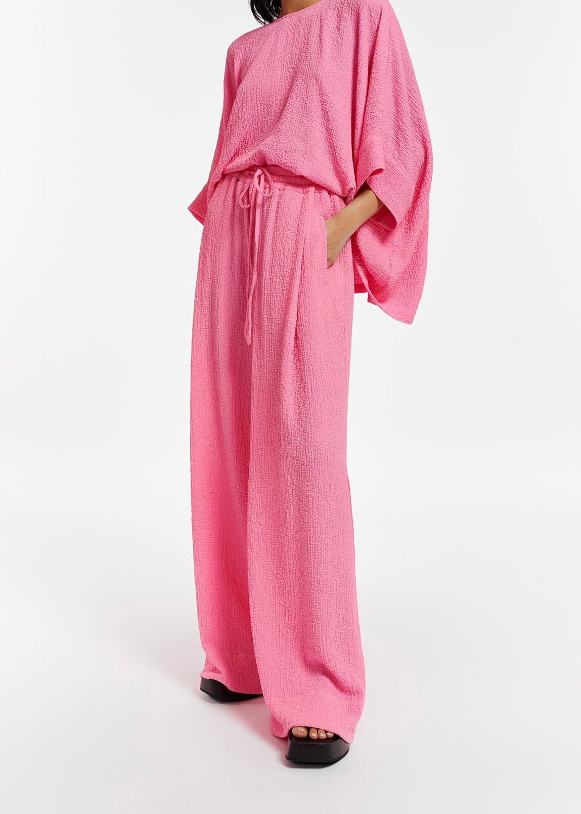 Pink wide-leg seersucker pants RE—SSENTIEL second-hand photo 5