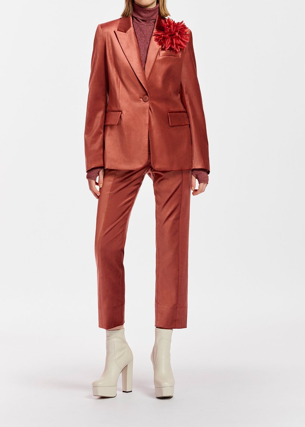 Dark peach tapered-leg velvet pants RE—SSENTIEL second-hand photo 3