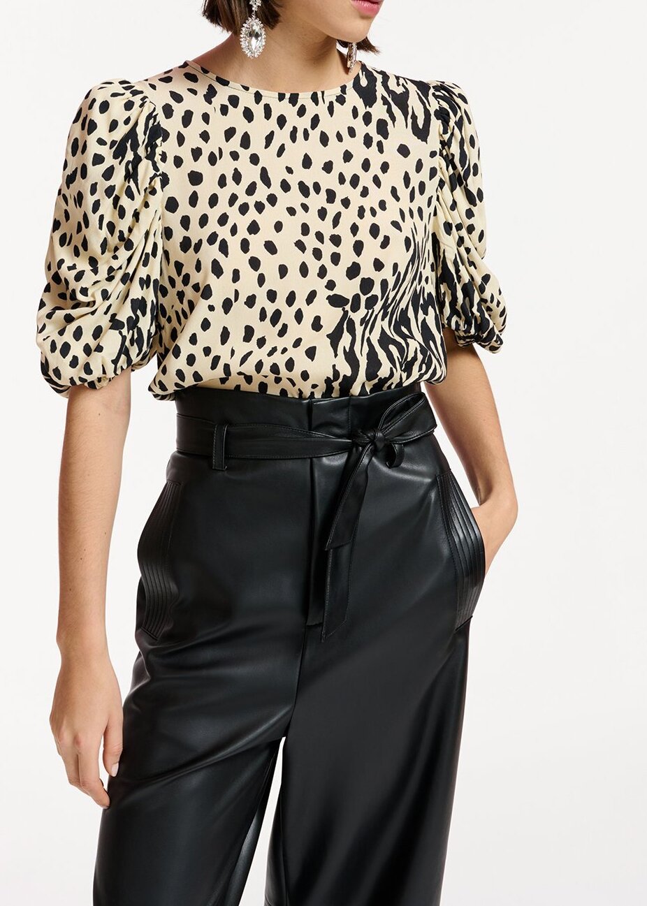 Zwarte faux leren broek met riem RE—SSENTIEL tweedehands photo 6