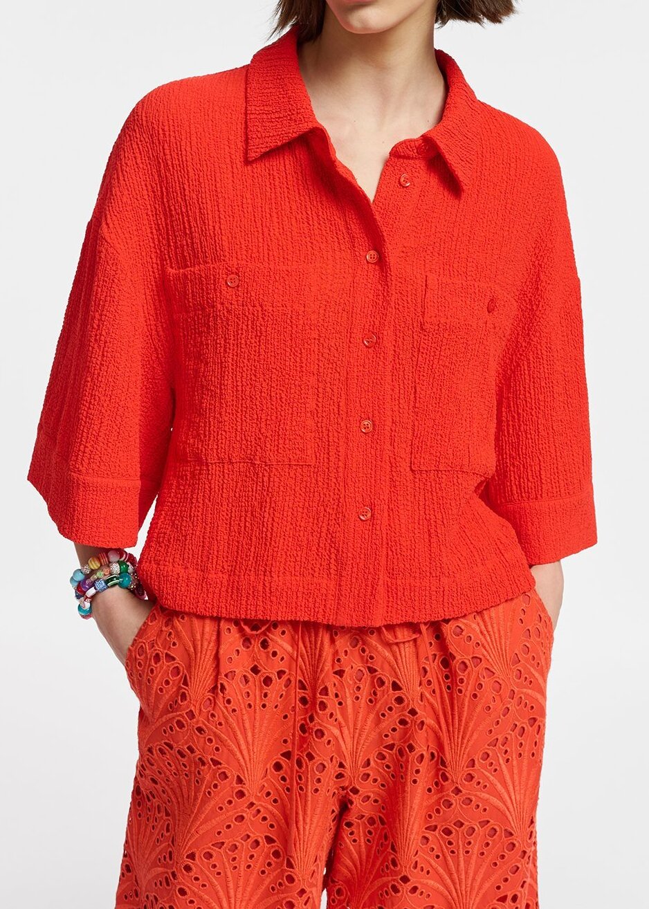 Chemise courte en cloqué rouge RE—SSENTIEL seconde main photo 3