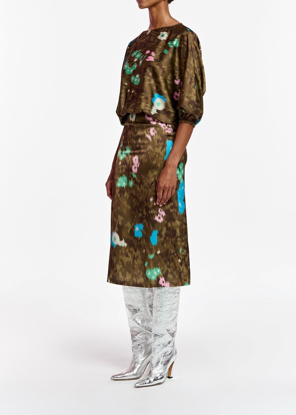 Robe midi kaki à  imprimé fleuri RE—SSENTIEL seconde main photo 4