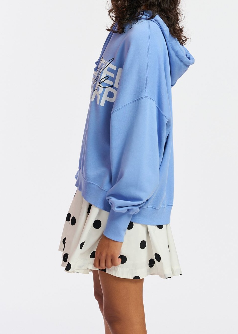 Hoody en jersey bio bleu avec logo RE—SSENTIEL seconde main photo 4