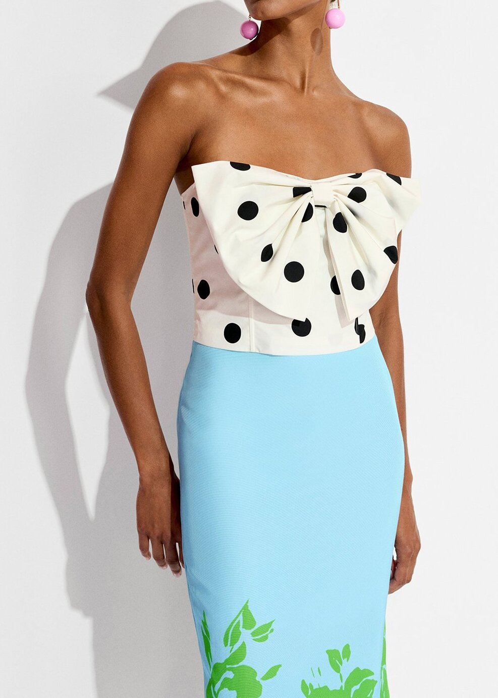 Top bustier à  pois blanc et noir avec noeud RE—SSENTIEL seconde main photo 8