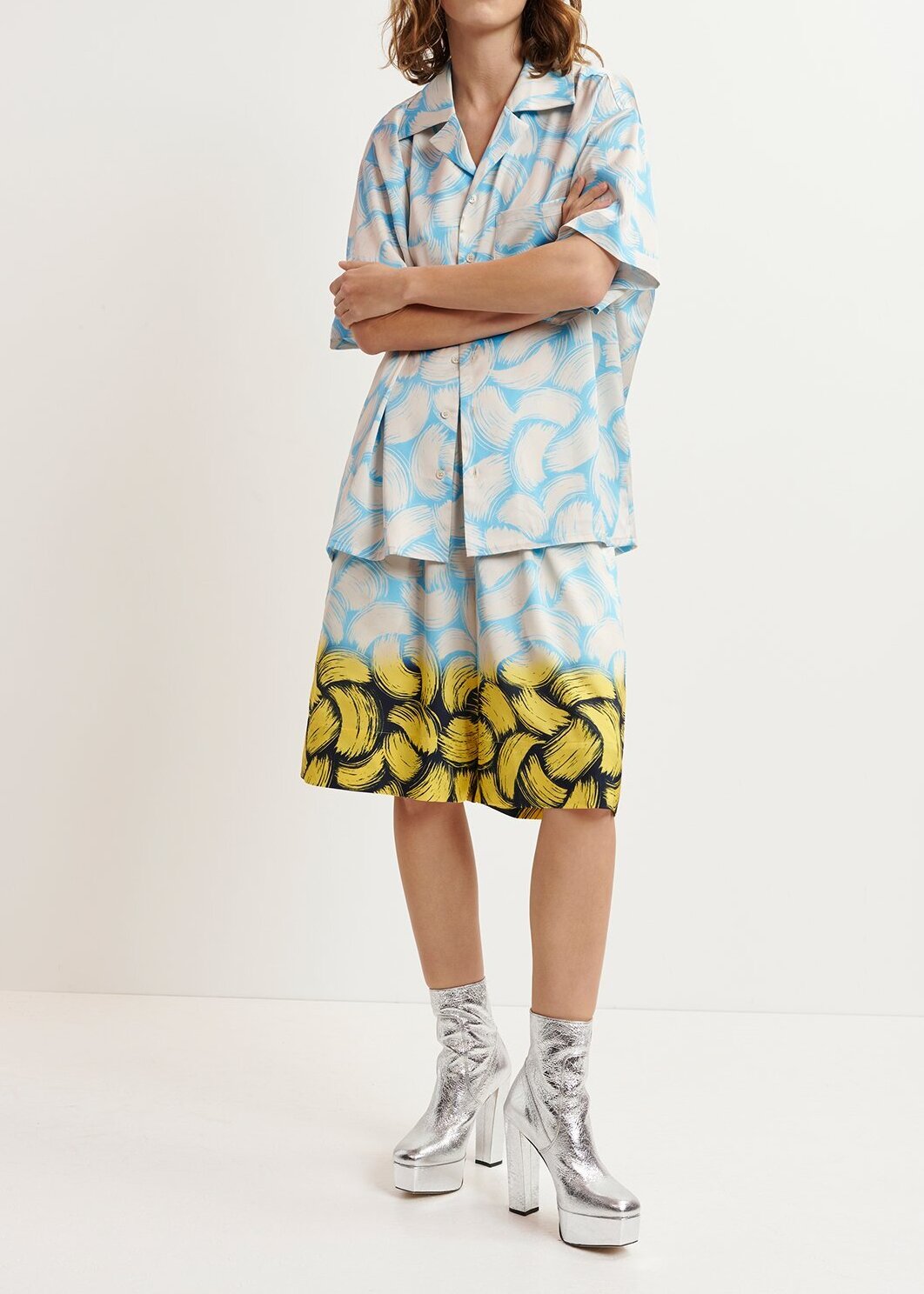 Blauwe, gebroken witte en gele short RE—SSENTIEL tweedehands photo 4