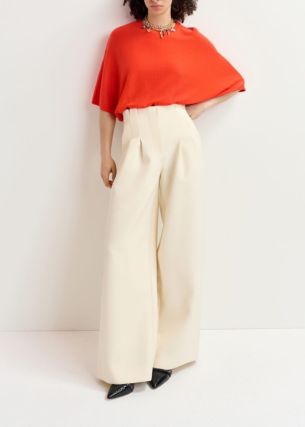 Pantalon blanc cassé à  jambes larges RE—SSENTIEL seconde main photo 4