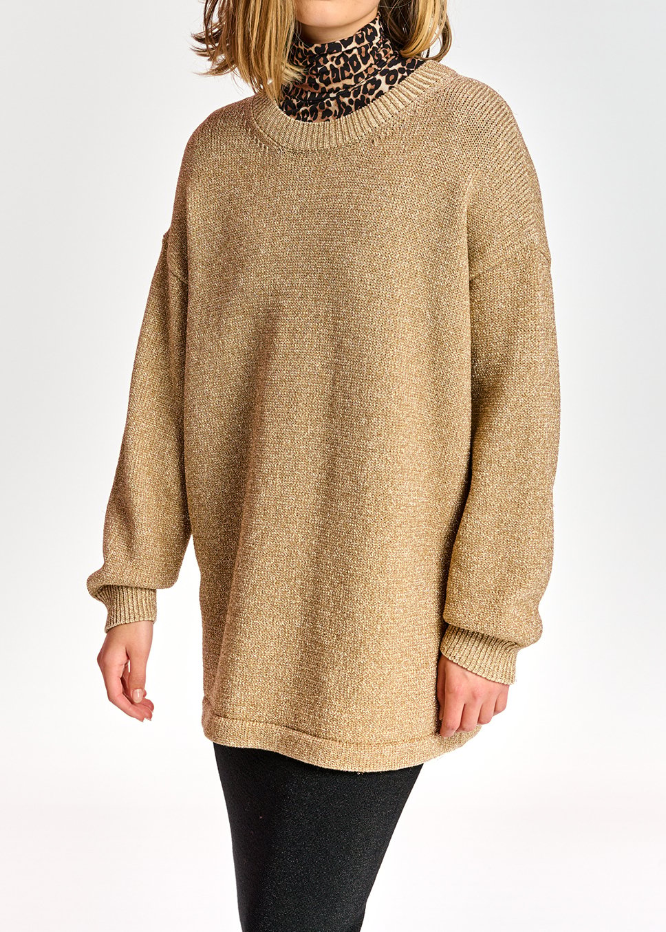 Pull doré à  coupe ample RE—SSENTIEL seconde main photo 8