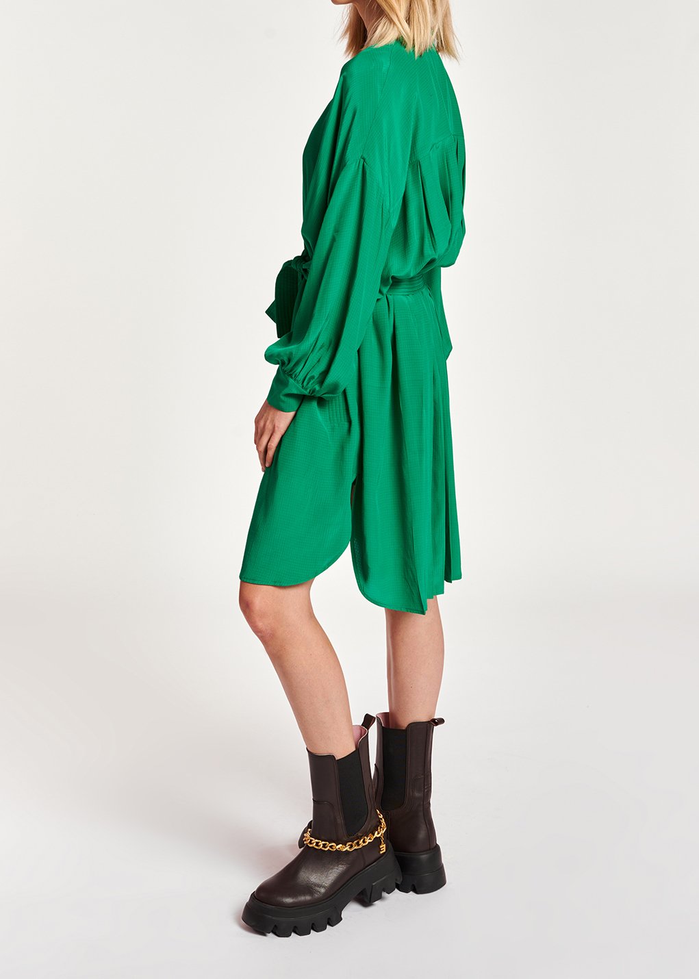 Green relaxed-fit shirt dress with plissé backside RE—SSENTIEL second-hand photo 4
