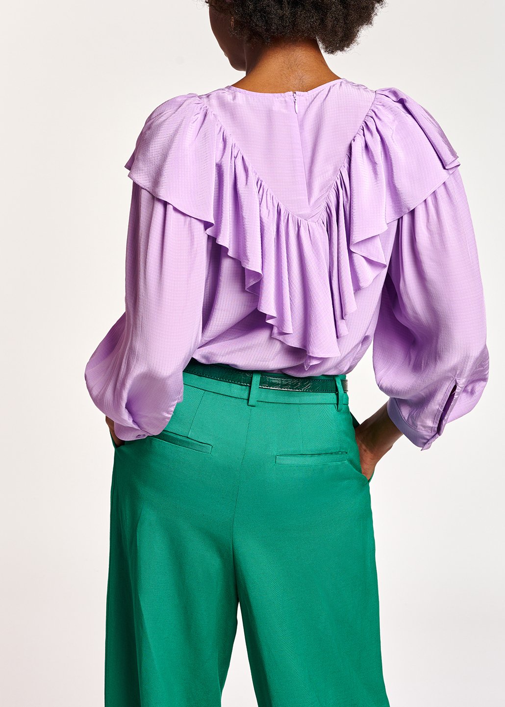 Top fluide lilas avec volants RE—SSENTIEL seconde main photo 6