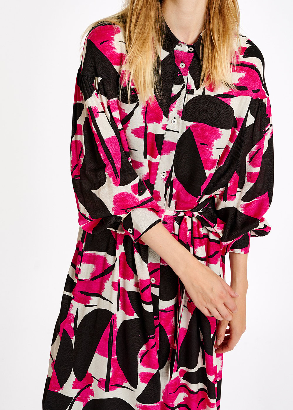 Robe midi à  imprimé abstrait fuchsia, noir et blanc RE—SSENTIEL seconde main photo 5