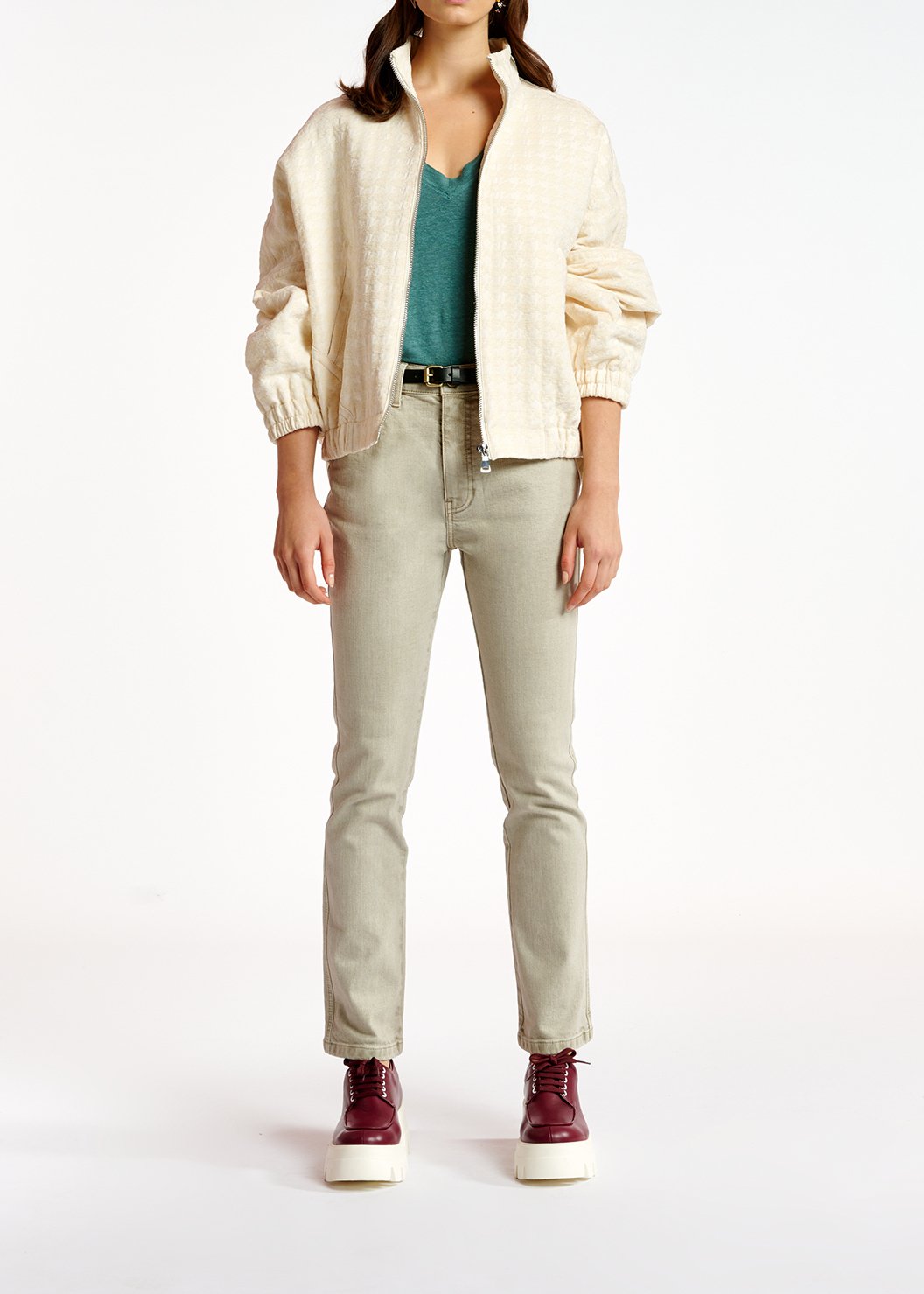 Jean beige aux jambes droites RE—SSENTIEL seconde main photo 5