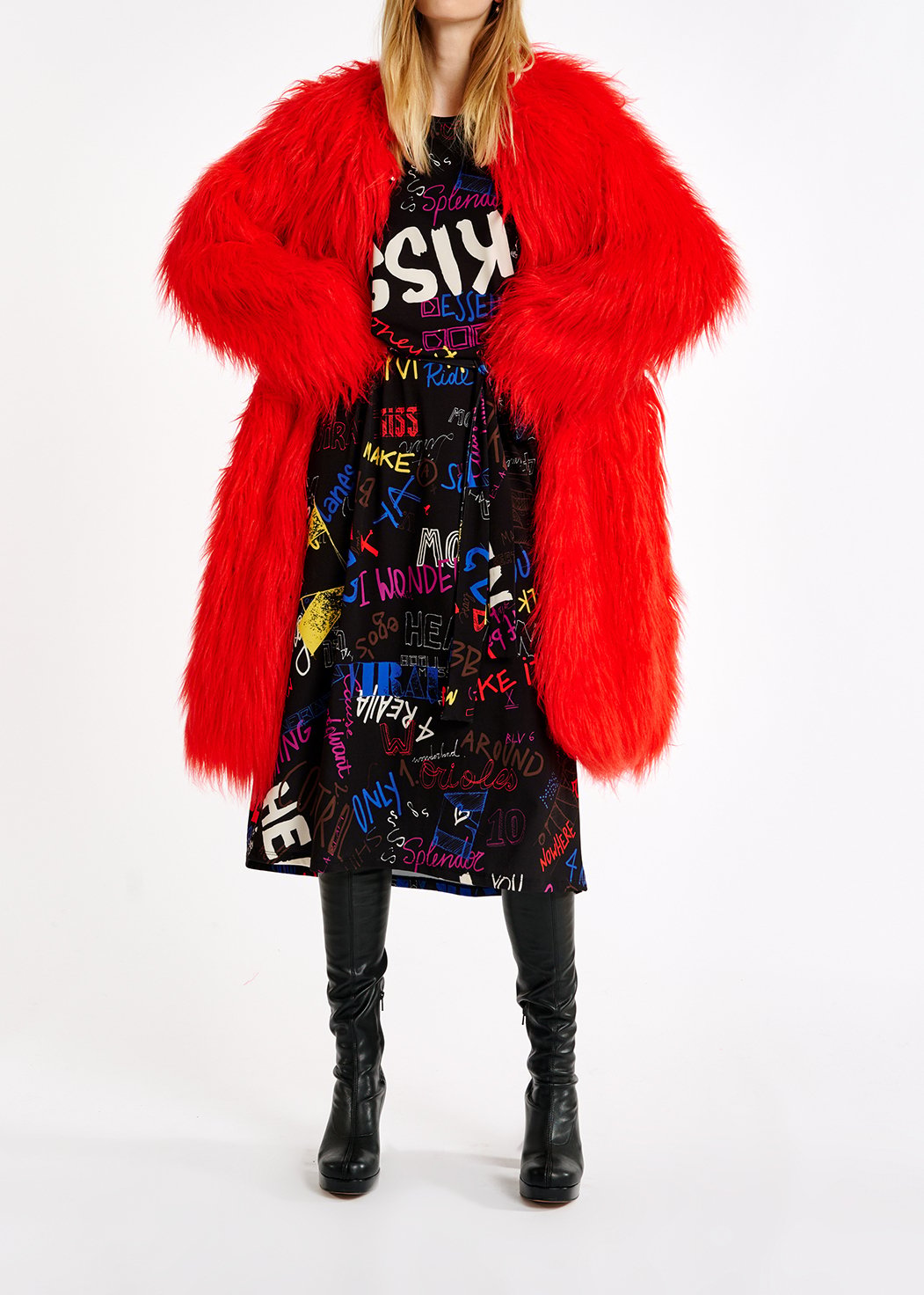 Rode oversized mantel van faux fur RE—SSENTIEL tweedehands photo 3