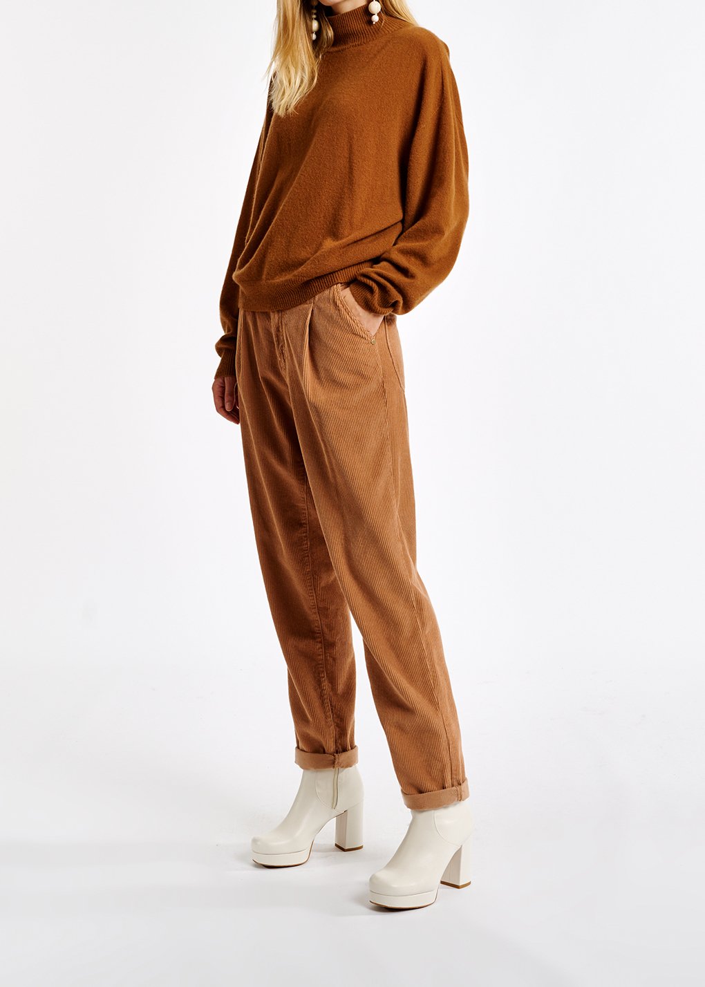 Camel broek van katoenen fluweel RE—SSENTIEL tweedehands photo 4