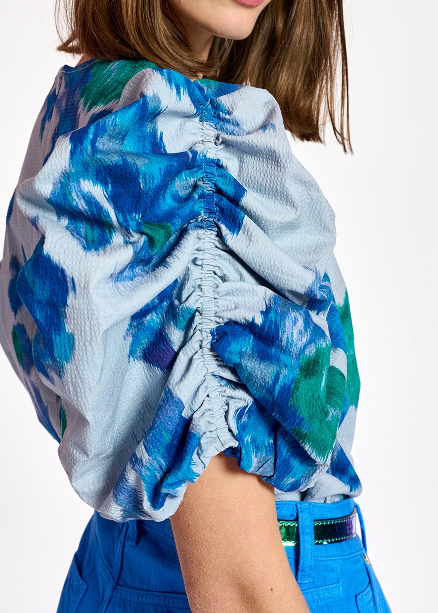 Light blue puffed sleeve top with floral print RE—SSENTIEL second-hand photo 4