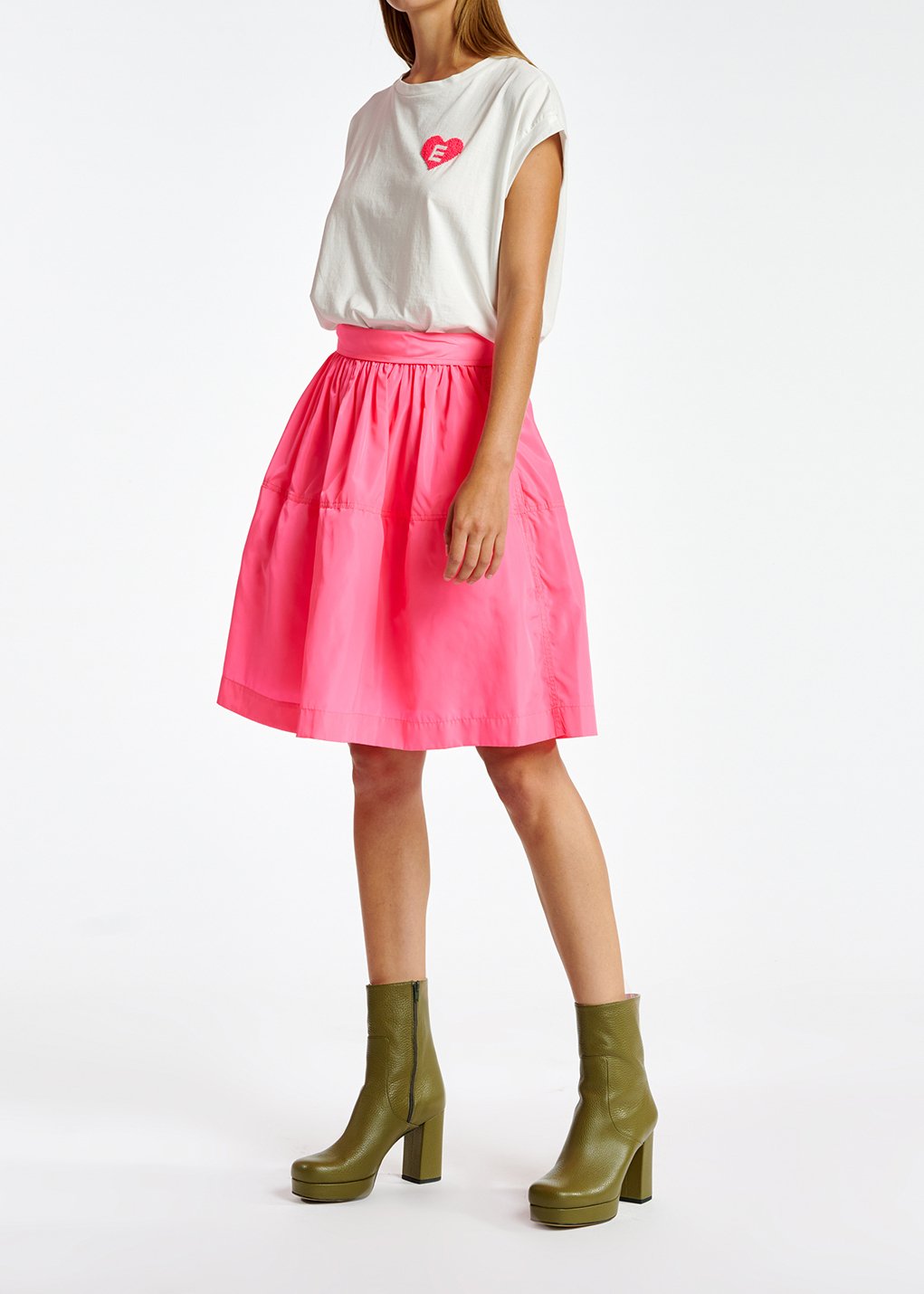 Neonroze midirok met plooien RE—SSENTIEL tweedehands photo 6