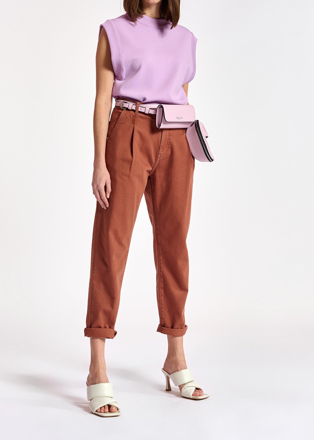 Jean boyfriend brun RE—SSENTIEL seconde main photo 4