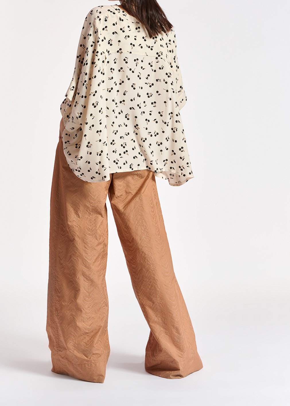 Top oversize cerises blanc cassé et noir RE—SSENTIEL seconde main photo 7