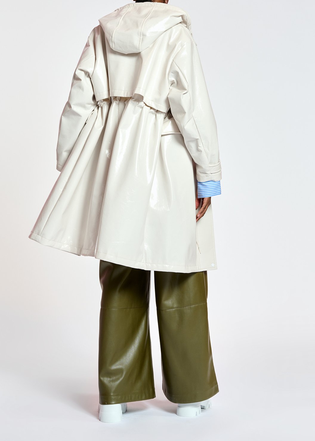 Imperméable en faux cuir blanc cassé RE—SSENTIEL seconde main photo 4