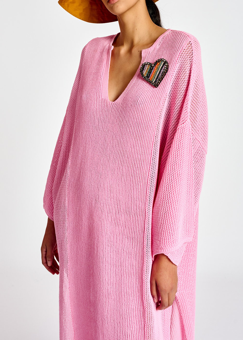 Robe caftan ample en tricot rose clair RE—SSENTIEL seconde main photo 6