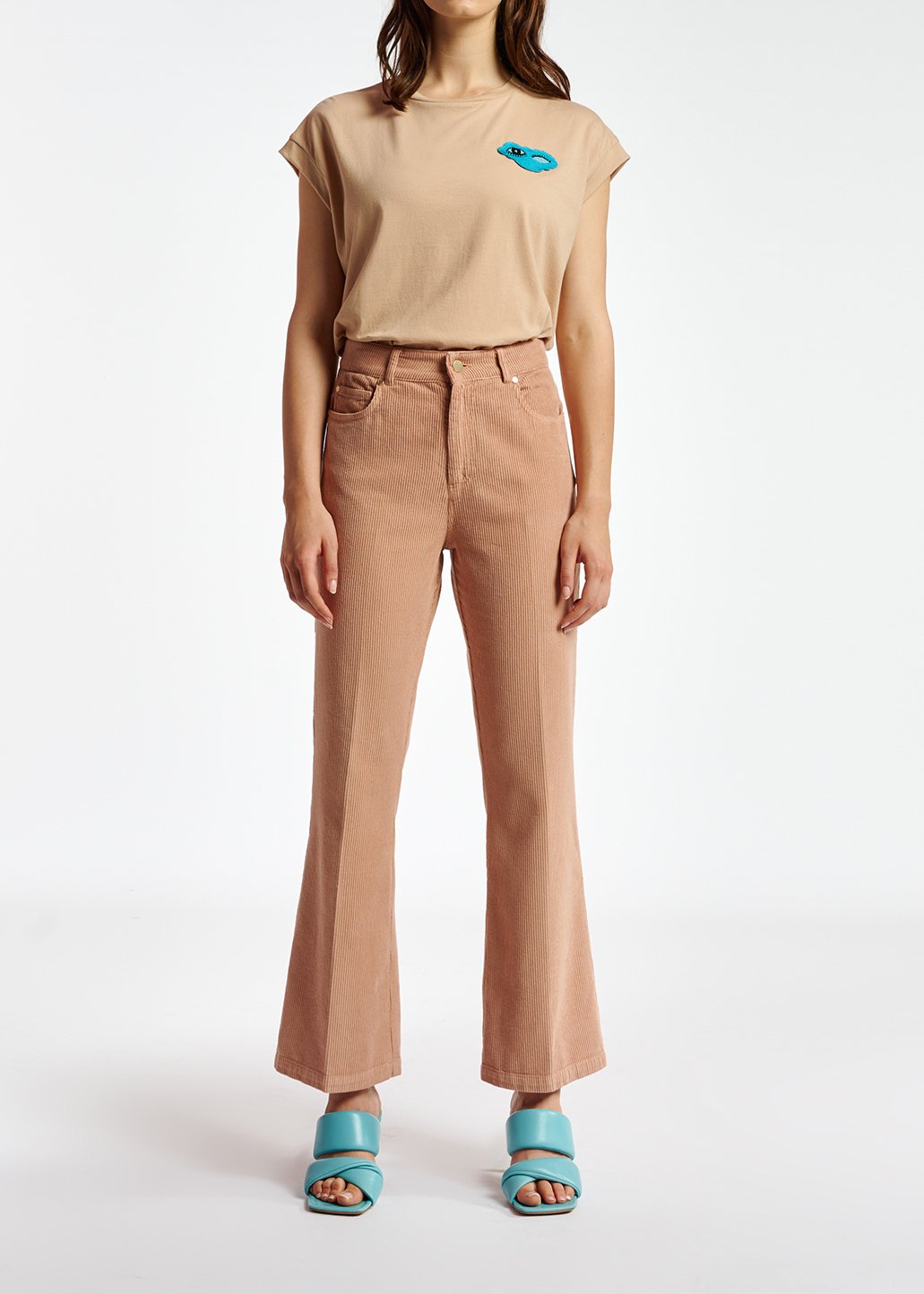 Vintage roze fluwelen broek met uitlopende pijpen RE—SSENTIEL tweedehands photo 6