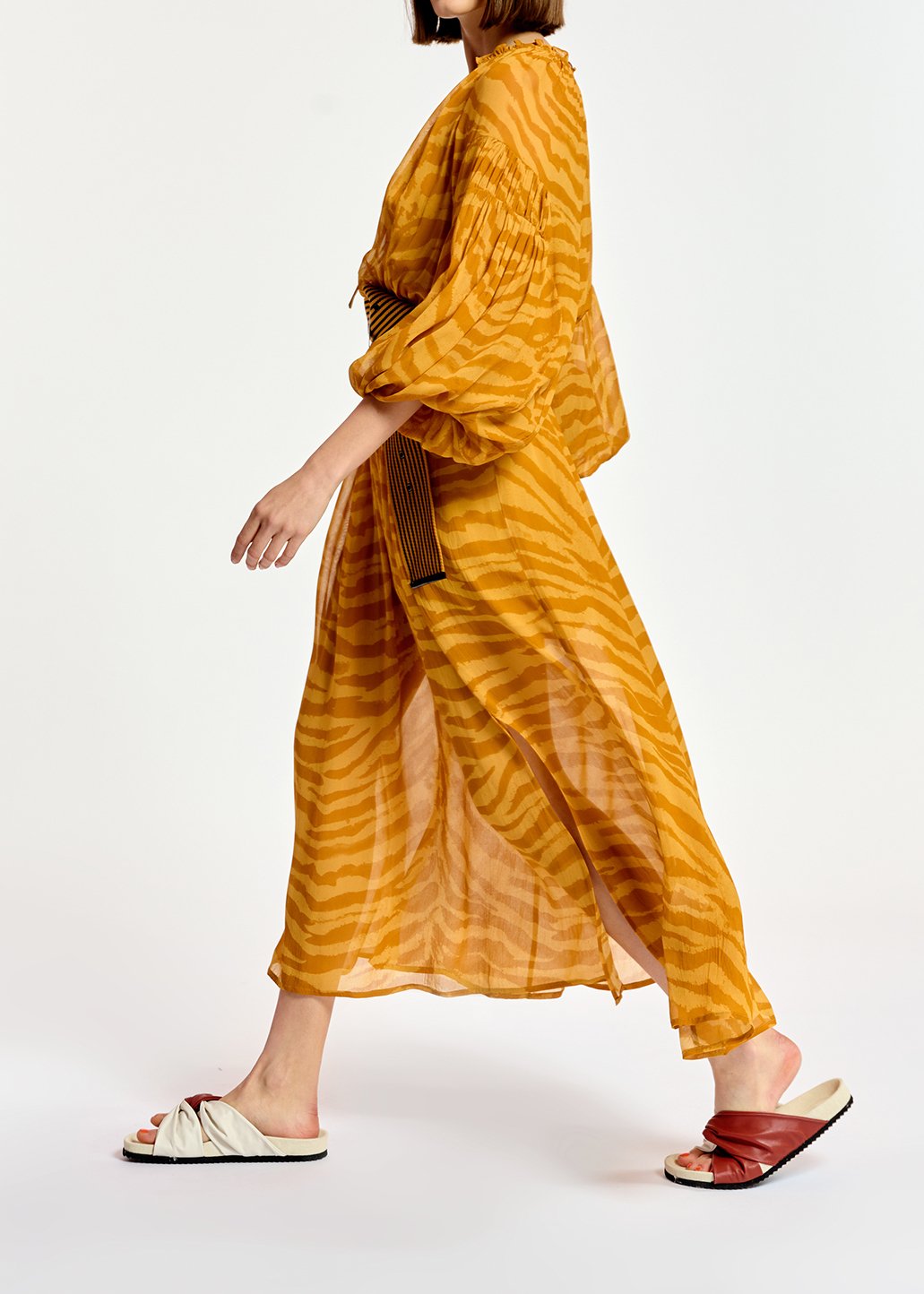 Maxi robe à  imprimé zèbre ocre RE—SSENTIEL seconde main photo 5