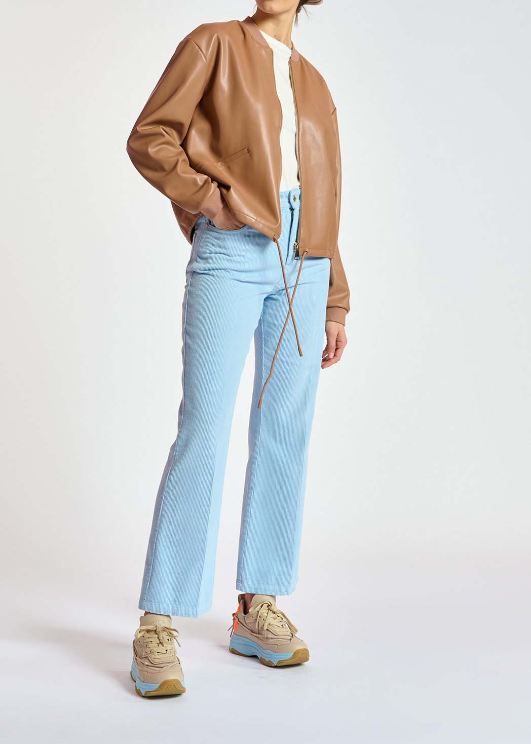 Blouson aviateur en faux cuir brun RE—SSENTIEL seconde main photo 5