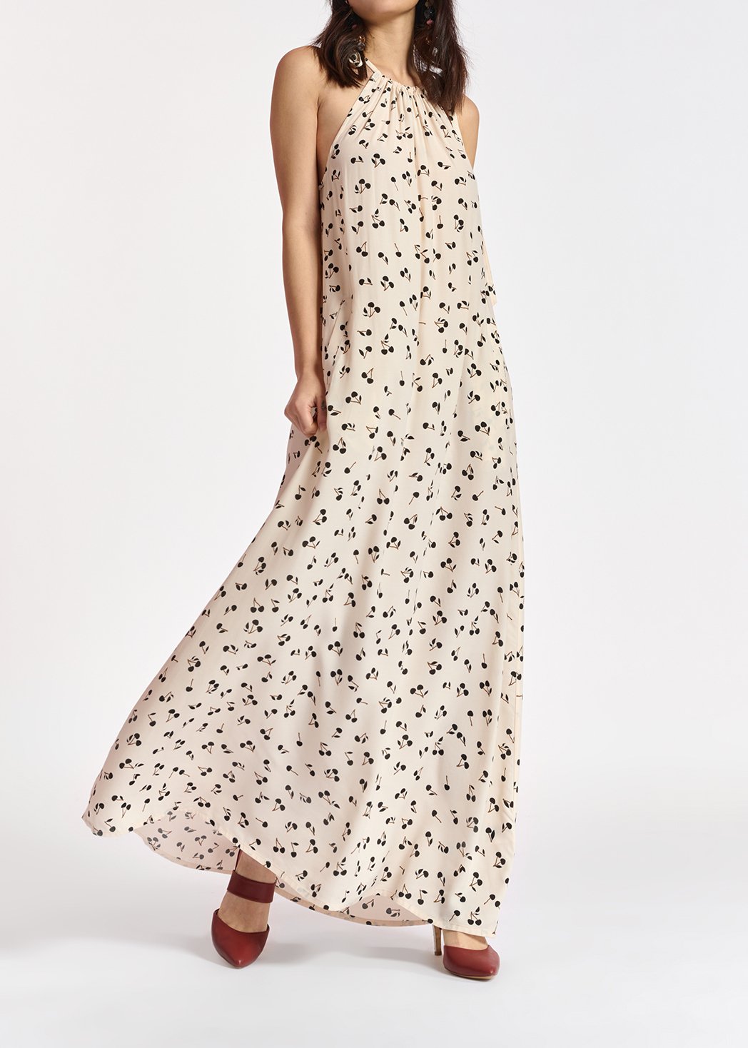 Off-white halter neck maxi dress with cherry print RE—SSENTIEL second-hand photo 3