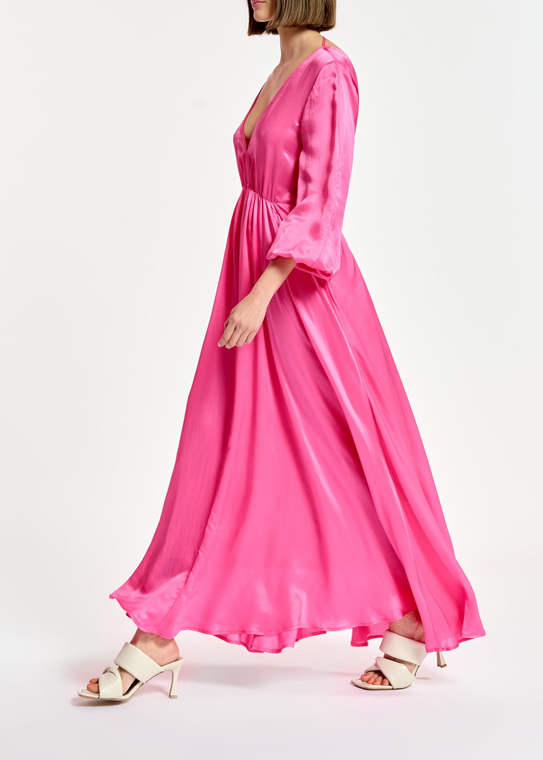 Maxi robe rose néon en V à  manches longues RE—SSENTIEL seconde main photo 6