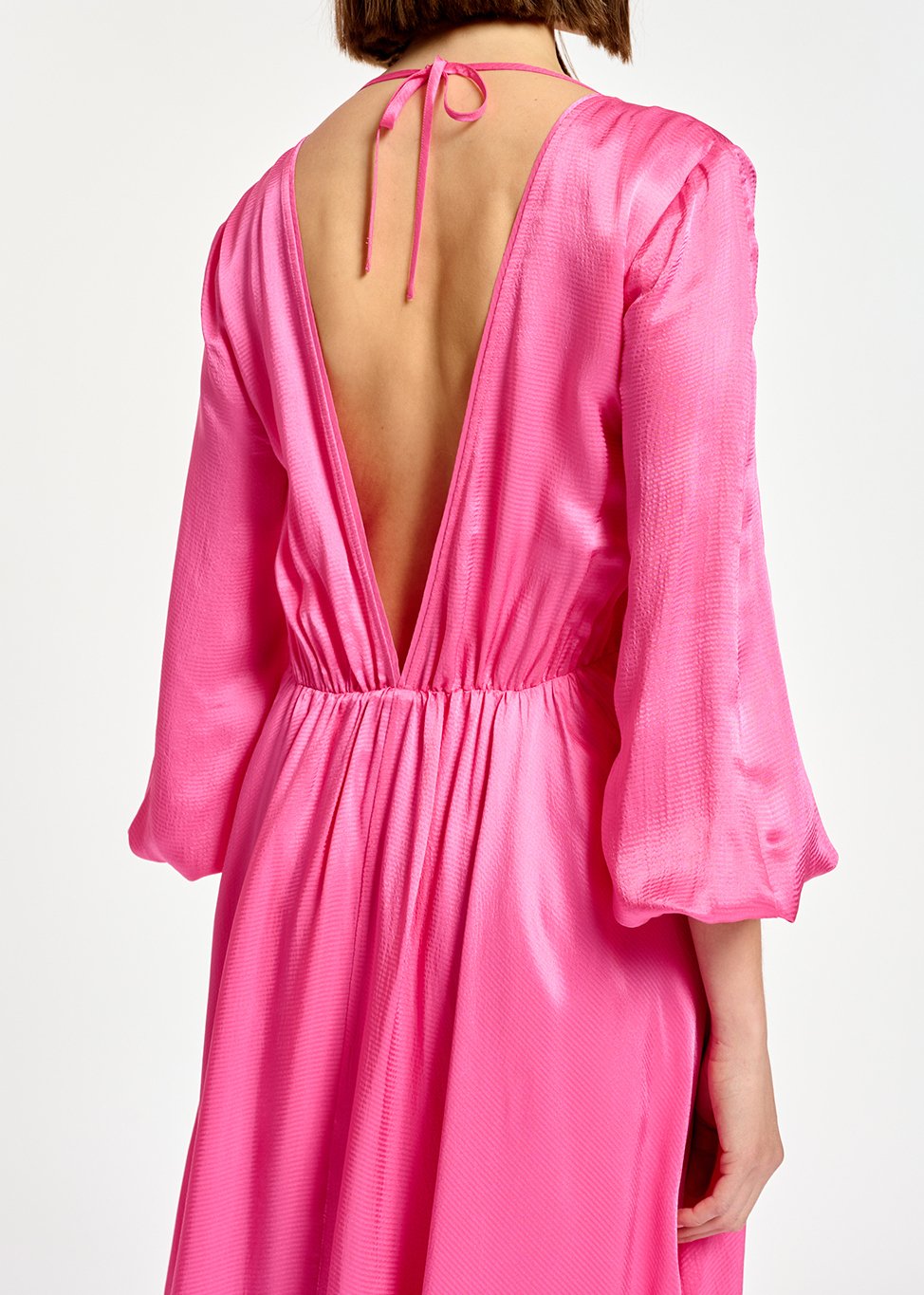 Maxi robe rose néon en V à  manches longues RE—SSENTIEL seconde main photo 8